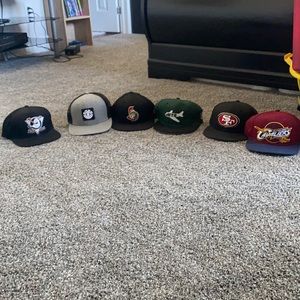 Various fitteds and snap backs